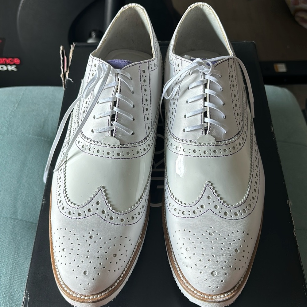 Men’s White leather wingtip oxfords lavender stitching custom Italian girotti 41